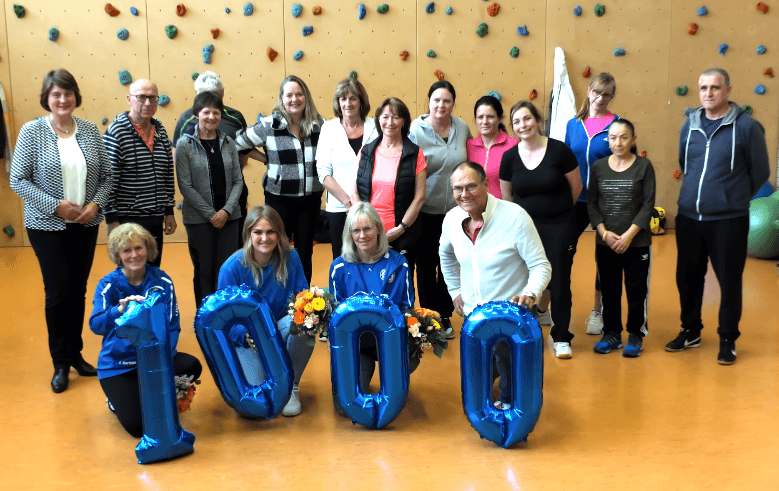 Gruppenbild mit Teilnehmer*innen der mittwochs 16 Uhr Gruppe